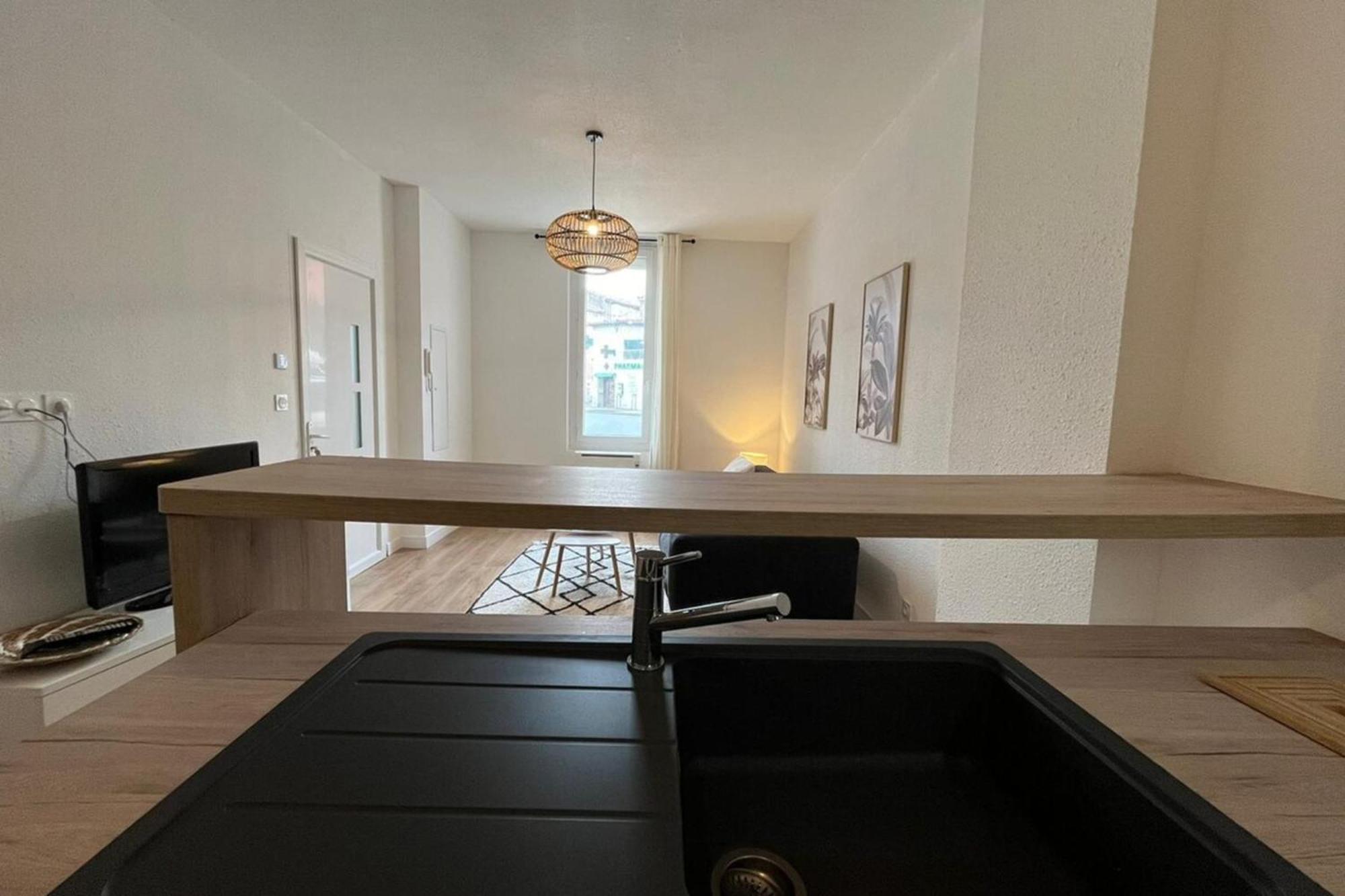 Appartement Le Cocon - Wifi - Cour Privative - Proche Halles Narbonne