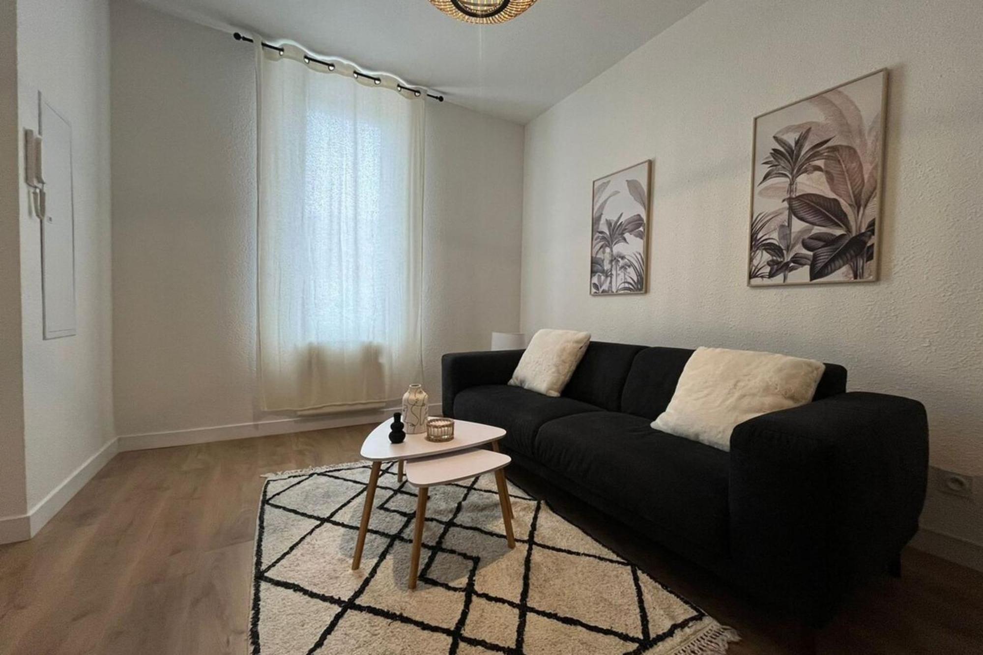 Le Cocon - Wifi - Cour Privative - Proche Halles Narbonne